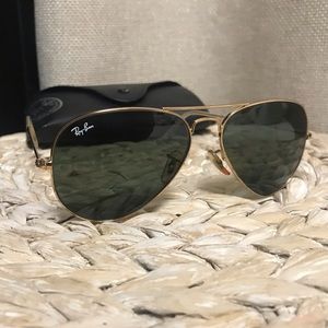 ‼️Ray Bans Aviators‼️